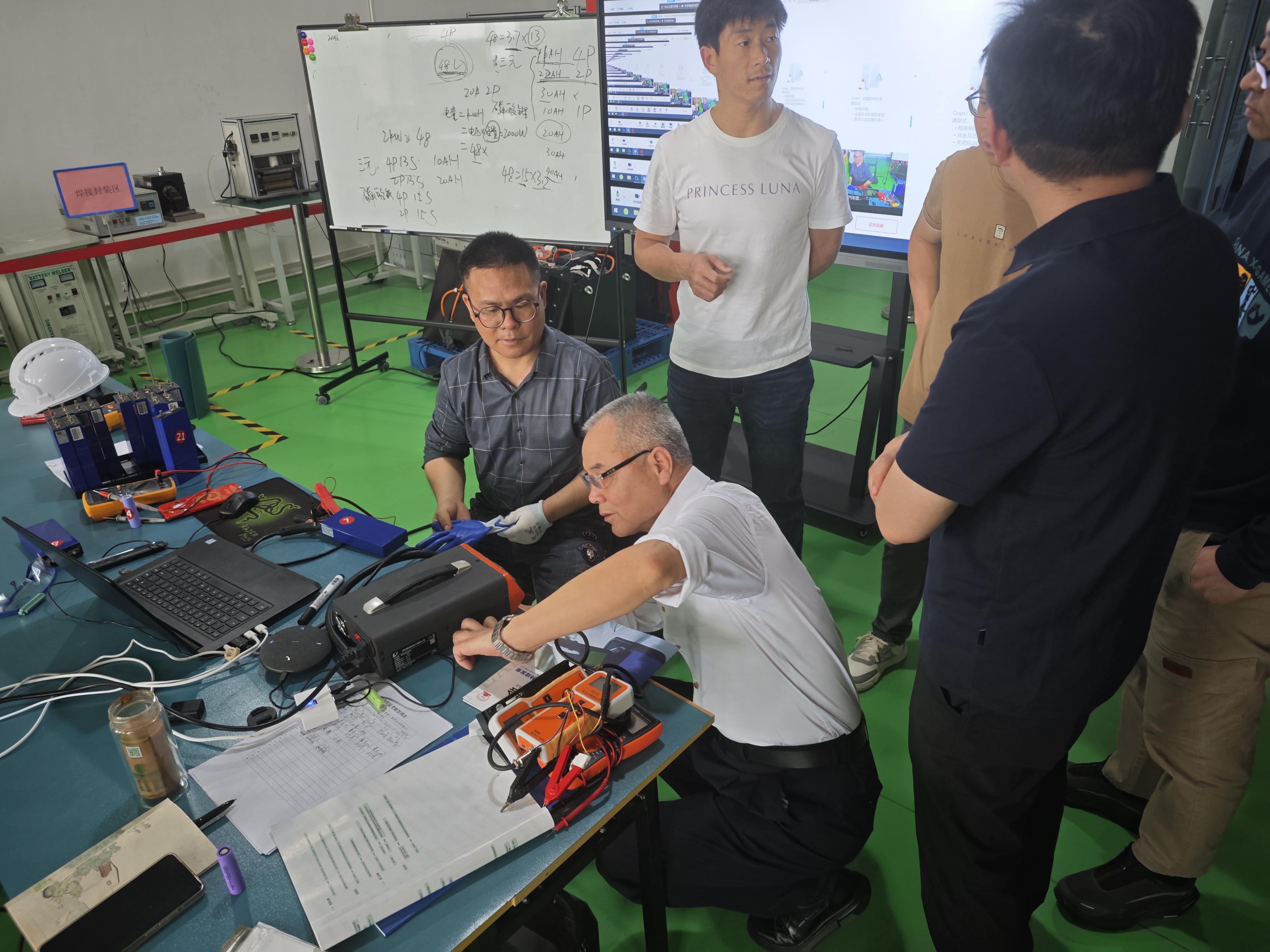 ���Ų��̿����Ĺ����ɲ飡��������칤��ʦ��֤�飬����Դ�����ҵӲ��ͨ��֤