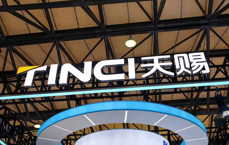 ȫ���״�������ʱ��AB��ؼ����׷�