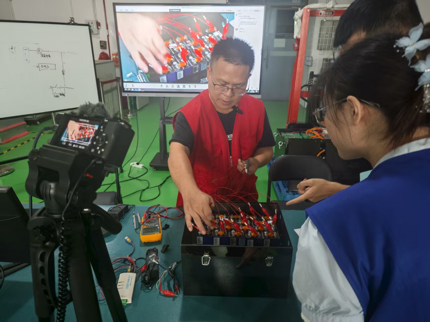 ȱ��82.4������Դ���������������������ְҵƾ������Ӯ✨