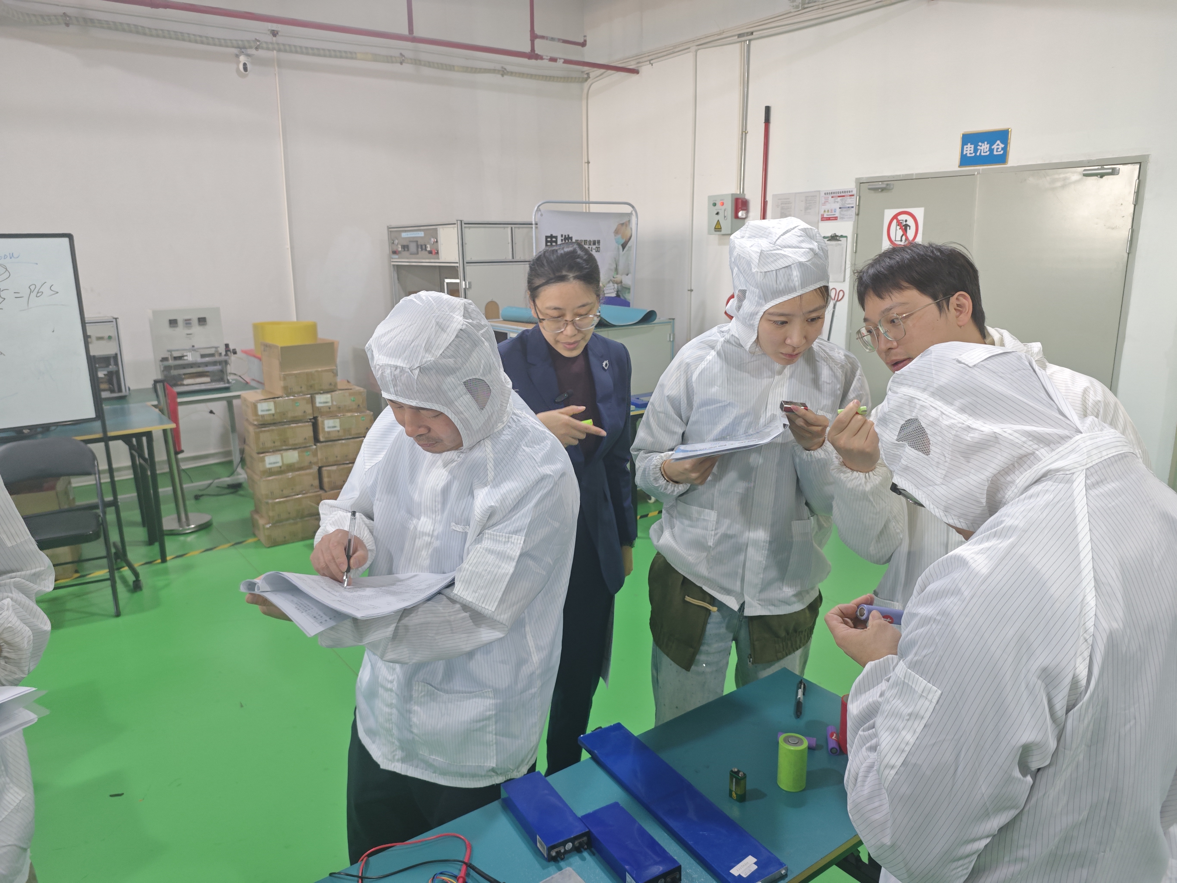 �������ƾ֣���ʵ���ҵ���ش󳧣���������칤��ʦ��һ��֤���ͨ��н����