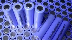 中国加速锂电池研究 突破电动汽车瓶颈